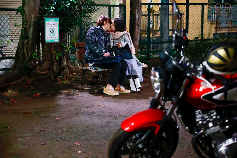 小湊よつ葉 不良生徒の俺を甘いキスで翻弄してくる家庭教師のよつ葉先生との接吻ラブストーリー 16枚目